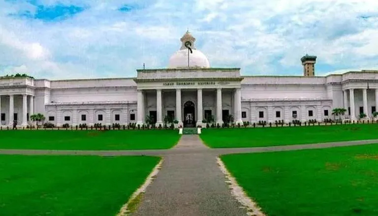 IIT Roorkee Launches Citizen Service Mobile Application | Campusvarta