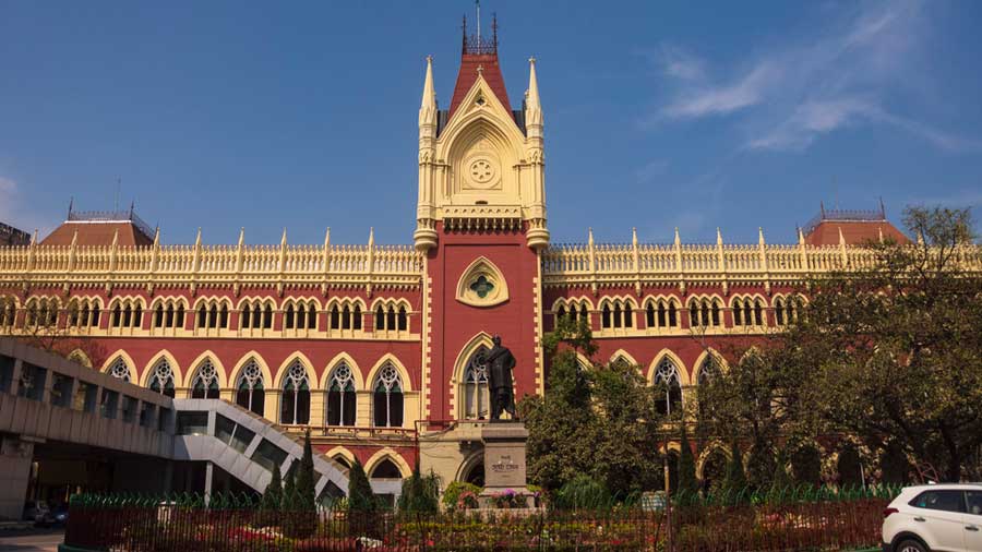 High Court cancels reappointment of Calcutta University VC