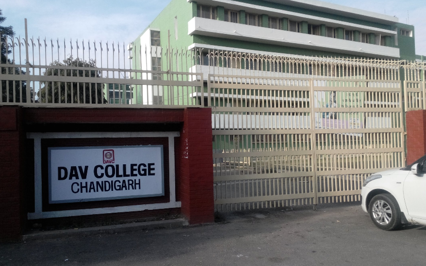 Clash between student bodies in Chandigarh: DAV College cancels admission of five students