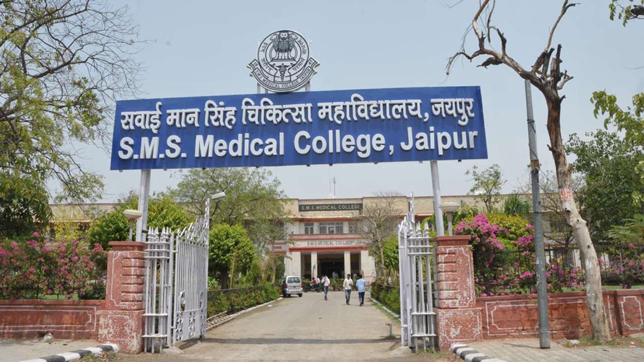 SMS College removes HoD after irregularities in exam | Campusvarta