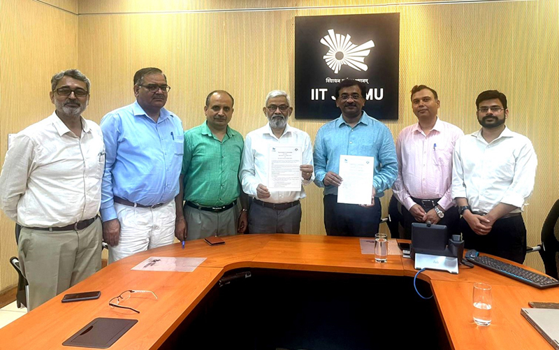 IIT Jammu signed MoU with Cluster University of Jammu