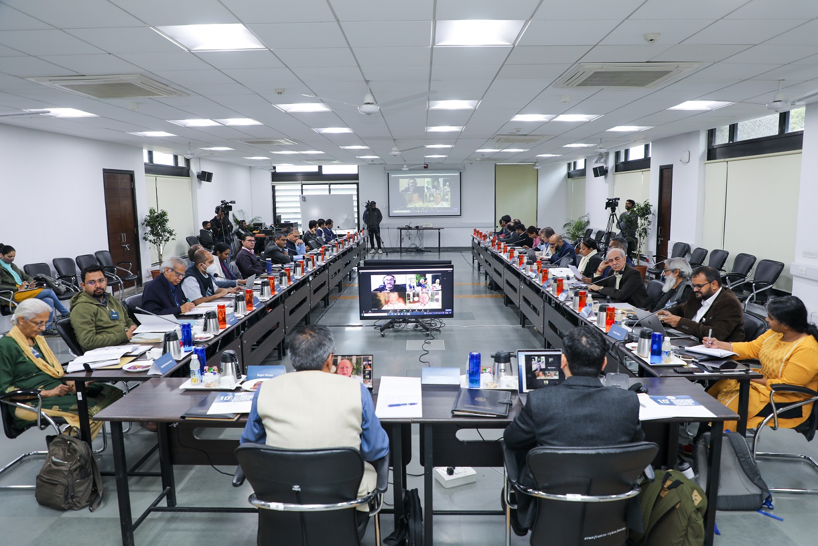 10th Academic Advisory Council at IITGN gathered global views for academic advancement